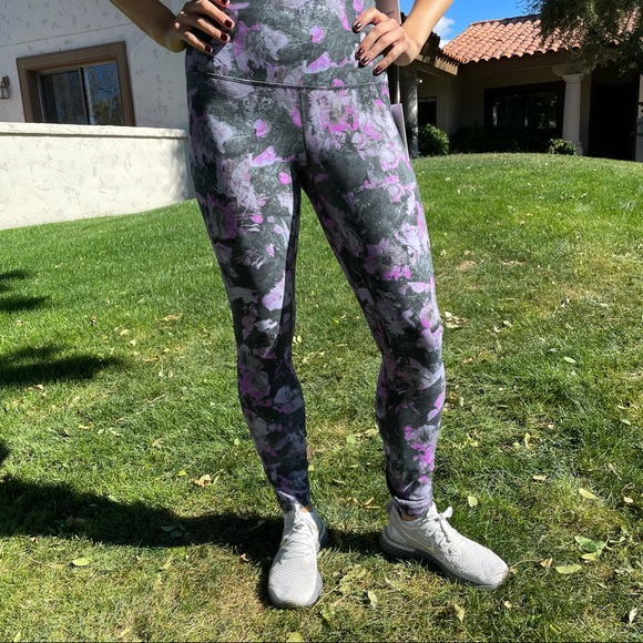 Lululemon Align HR Pant 28” - Picture 6 of 8